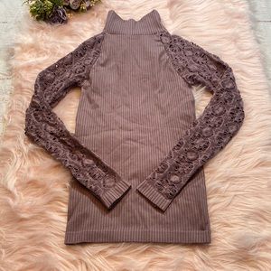 NWT Free People Rib and Lace Stretch Turtleneck in Lilac sz XS/S